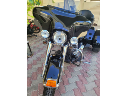 Harley Davidson Trike FLHTCU