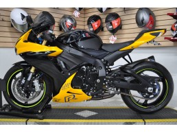 2017 SUZUKI GSX-R750      whatsaspp +971526052849