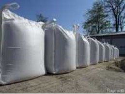 Pure urea 46% nitrogen fertilizer is sold at wholesale prices سماد يوريا للبيع 