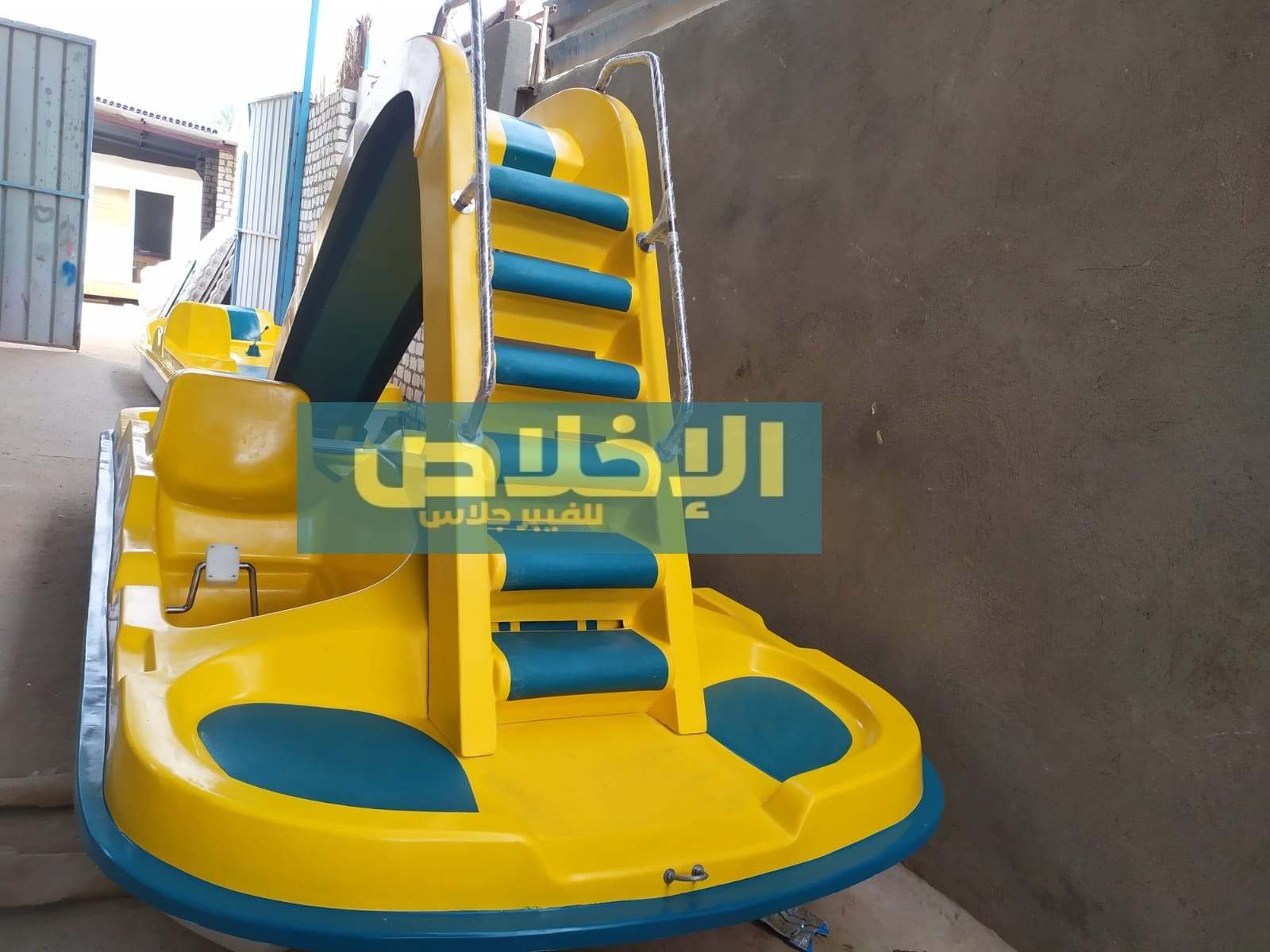 بدالات بحر فيبر حلاس _ بدالات مائيه فيبر جلاس _ بدالات للبيع فيبر جلاس _ بدالات بحر 