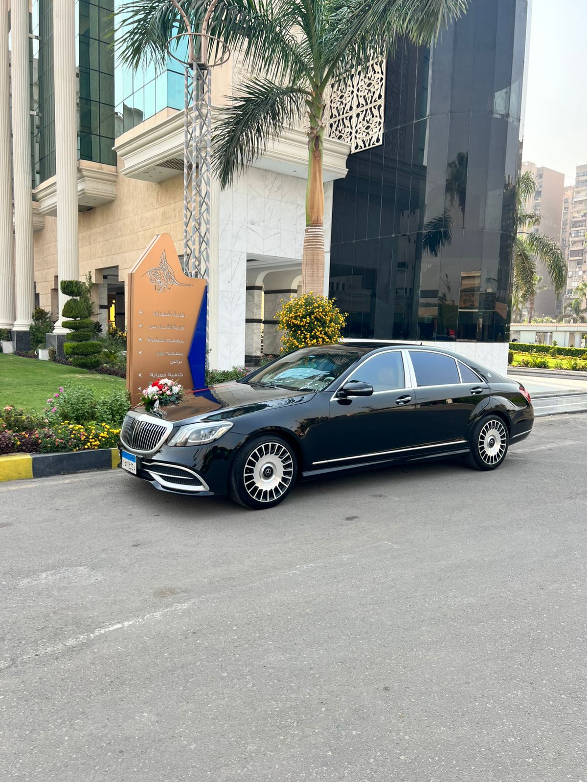 موسم السياحة الصيفية: استأجر مرسيدس مايباخ S450 واحصل على خصم 30% من شركة ليموزين مصر.