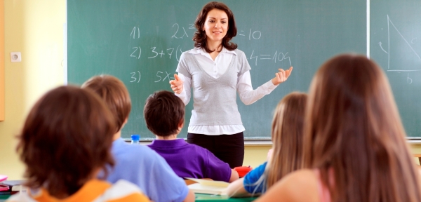 مدرسة المأمون الفندقية الخاصة تطلب مدرسين 